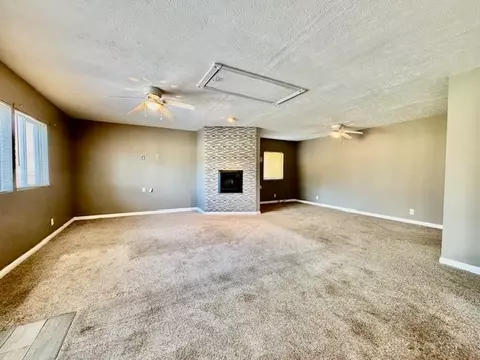 Living - 105 Cherry St, Springboro, OH 45066 photo 15 of 29