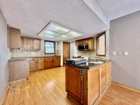Kitchen - 105 Cherry St, Springboro, OH 45066 photo 2 of 6