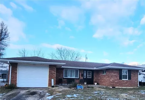 1063 Linwood Dr, Troy, OH 45373