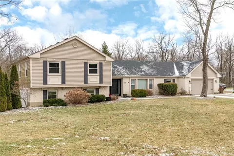 6642 Statesboro Rd, Dayton, OH 45459