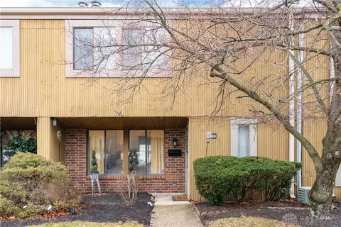 4649 Merrick Dr, Dayton, OH 45415