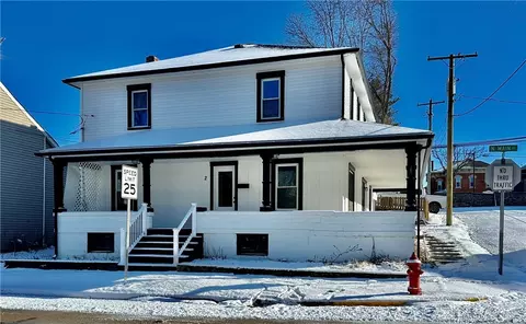 2 N Main St, Covington, OH 45318