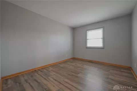 Bedroom - 255 S Bird Rd, Springfield, OH 45505 photo 6 of 7