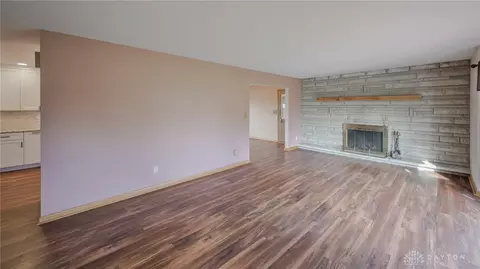 Living - 255 S Bird Rd, Springfield, OH 45505 photo 1 of 7