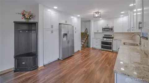 Kitchen - 255 S Bird Rd, Springfield, OH 45505 photo 2 of 5