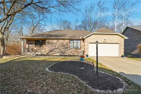 2063 Brandy Mill Ln, Dayton, OH 45459