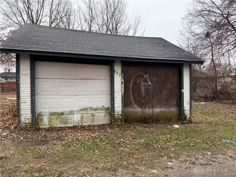 825-827 Elm St, Springfield, OH 45503 photo 6