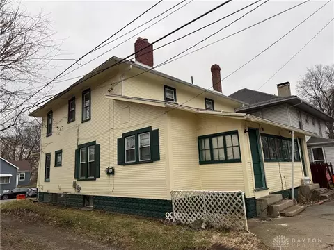 825-827 Elm St, Springfield, OH 45503 photo 4