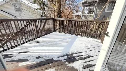 Exterior - 275 Ridge Rd, Springfield, OH 45503 photo 2 of 2