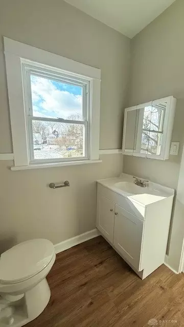 Bath - 275 Ridge Rd, Springfield, OH 45503 photo 2 of 2