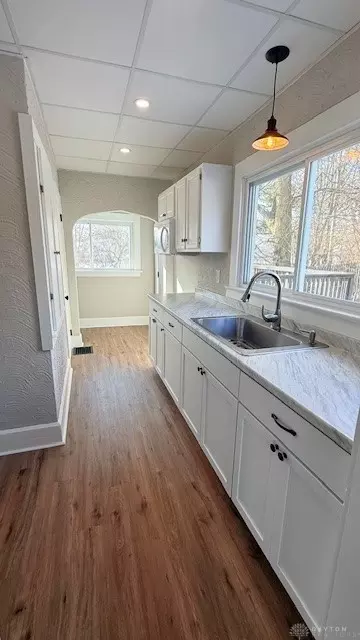 Kitchen - 275 Ridge Rd, Springfield, OH 45503 photo 1 of 2