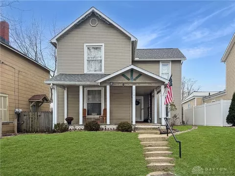 110 Lincoln Pl, Urbana, OH 43078