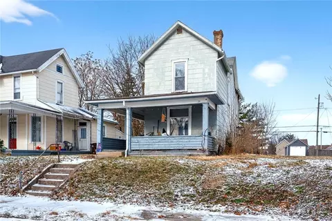 Exterior - 1682 Edwards Ave, Springfield, OH 45503 photo 2 of 13