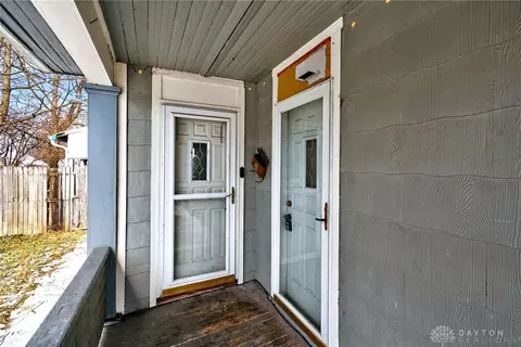 Exterior - 1682 Edwards Ave, Springfield, OH 45503 photo 6 of 13