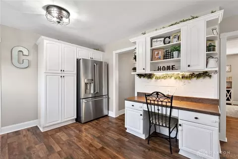 Kitchen - 4100 Beal Rd, Franklin, OH 45005 photo 3 of 3