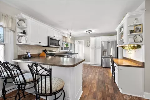 Kitchen - 4100 Beal Rd, Franklin, OH 45005 photo 1 of 3