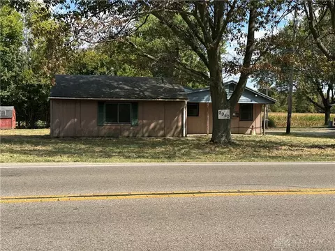 2960 N Diamond Mill Rd, Dayton, OH 45426