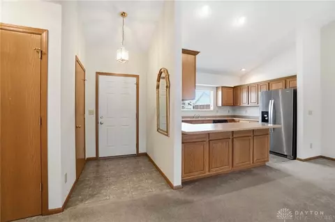 Entry Way - 1711 Pinehurst Dr, Springfield, OH 45502 photo 1 of 1