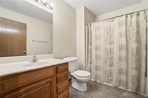 Bath - 1711 Pinehurst Dr, Springfield, OH 45502 photo 2 of 2