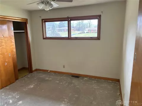 2743 Ironwood Dr, Springfield, OH 45504 photo 7