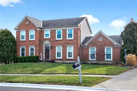 6193 Hedgerow Dr, West Chester, OH 45069