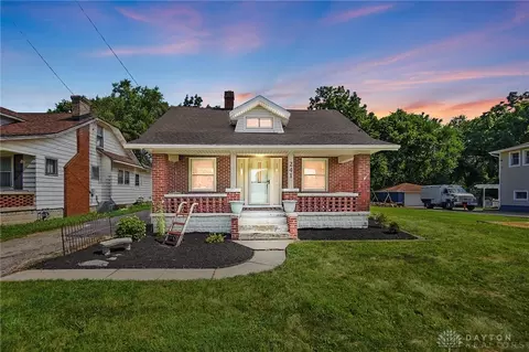 241 Community Dr, Dayton, OH 45404