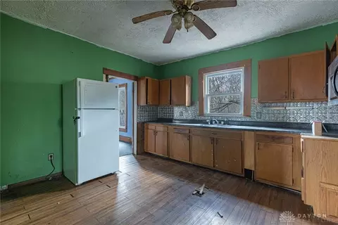 3319 Wendover St, Springfield, OH 45506 photo 9