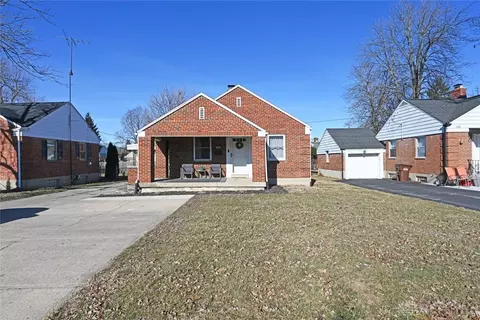 325 E Dorothy Ln, Dayton, OH 45419