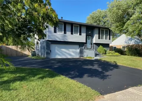 6788 Ginger Ave, Enon, OH 45323