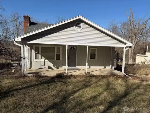 6638 New Burlington Rd, Waynesville, OH 45068