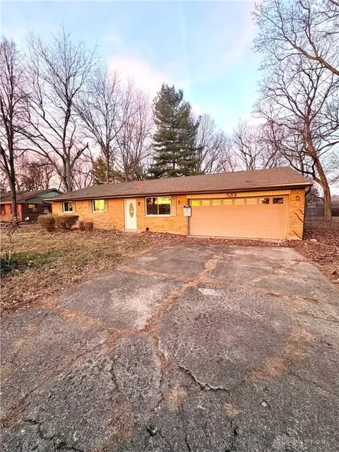 5201 Wilmington Pike, Centerville, OH 45440