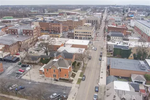 423 N Wayne St, Piqua, OH 45356