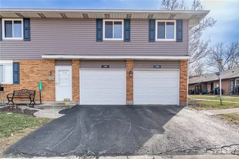 1704 Villa South Dr, Dayton, OH 45449