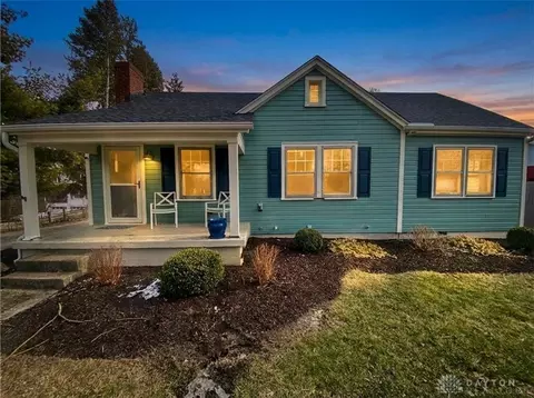 7415 S County Road 25a, Tipp City, OH 45371