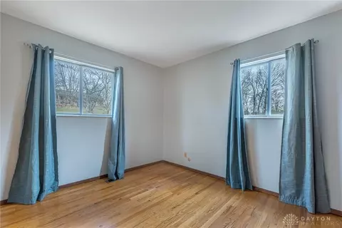 Bedroom - 844 Cascade Dr, Riverside, OH 45431 photo 7 of 8