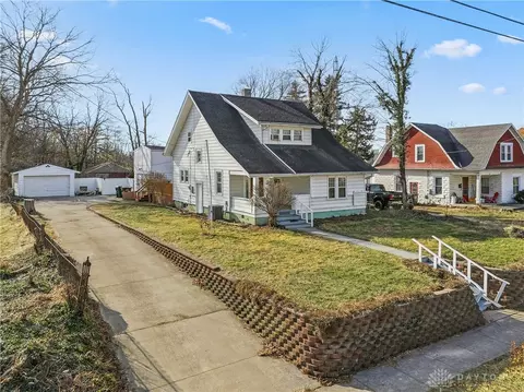 612 W Madison St, New Carlisle, OH 45344