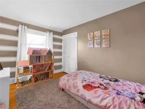 Bedroom - 3596 Tait Rd, Dayton, OH 45439 photo 4 of 7