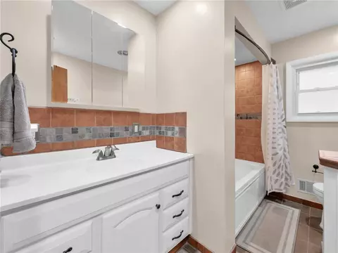 Bath - 3596 Tait Rd, Dayton, OH 45439 photo 1 of 3