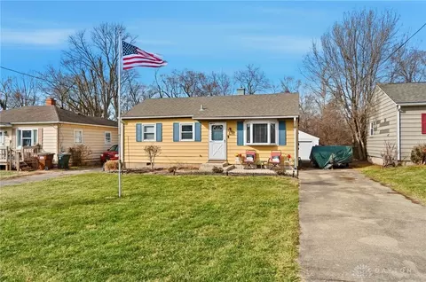 4211 Vannest Ave, Middletown, OH 45042