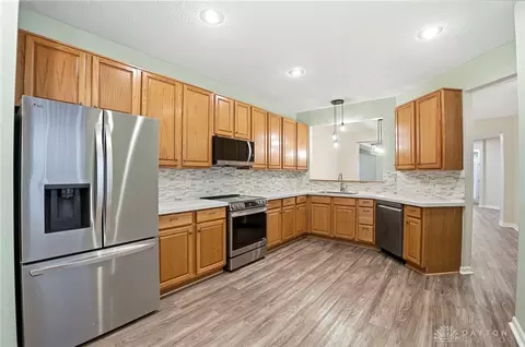 Kitchen - 2002 Commons Cir, Batavia, OH 45103 photo 1 of 5