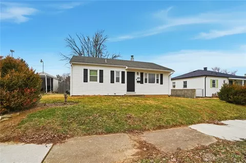 2670 Duncan St, Springfield, OH 45505