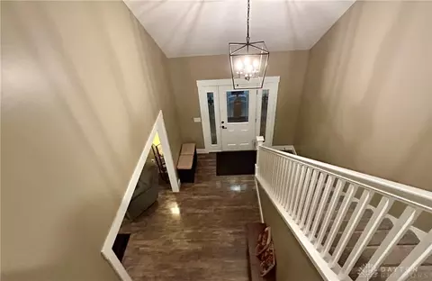 Entry Way - 3338 Turtle Shell Dr, Dayton, OH 45414 photo 3 of 10