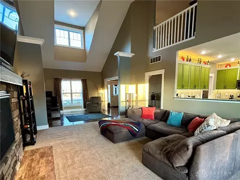 Living - 3338 Turtle Shell Dr, Dayton, OH 45414 photo 7 of 7