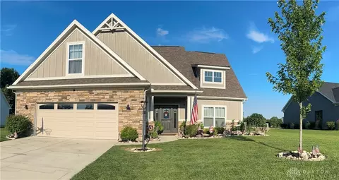 Exterior - 3338 Turtle Shell Dr, Dayton, OH 45414 photo 2 of 14