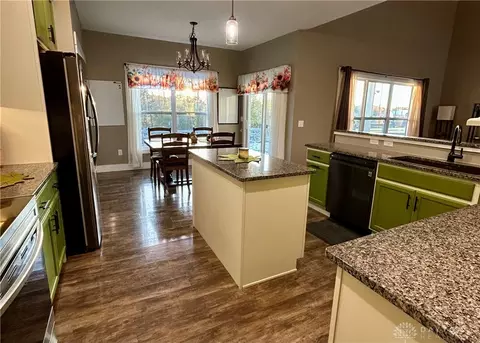 Kitchen - 3338 Turtle Shell Dr, Dayton, OH 45414 photo 7 of 7