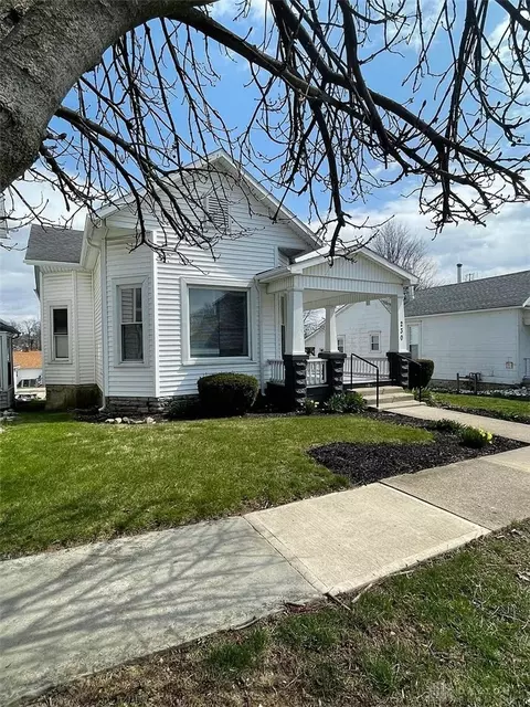 Exterior - 230 N Pomeroy Ave, Sidney, OH 45365 photo 2 of 5