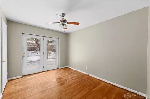 1146 Brooke Ave, Cincinnati, OH 45230 photo 24