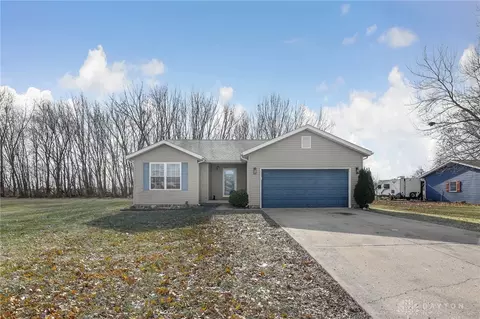 301 Seville Dr, Urbana, OH 43078