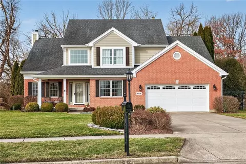 3774 Red Oak Ct, Beavercreek, OH 45430