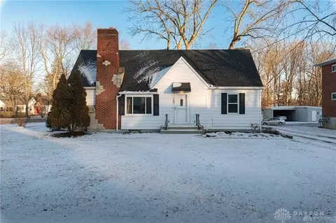 1490 S Central Dr, Dayton, OH 45432